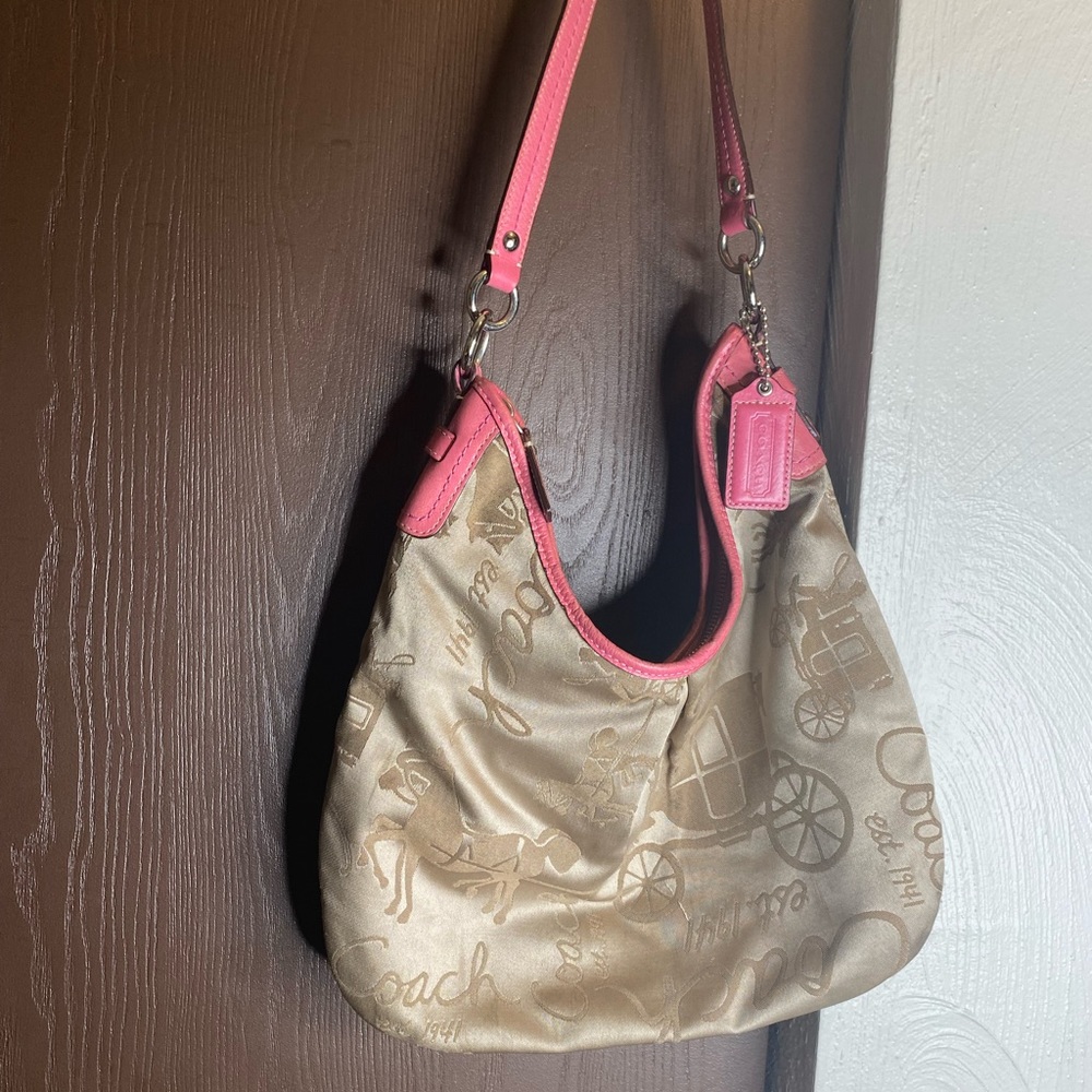 PINK AND TAN AUTHENTIC COACH HORSE AND CARRIAGE SHOULDER BAG